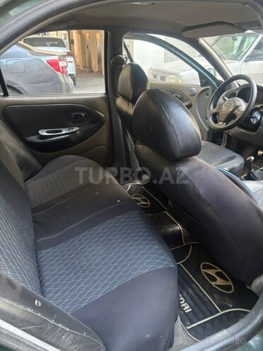 Hyundai Elantra 1998, 300,000 km - 2.0 l - Bakı