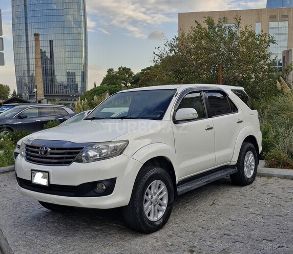 Toyota Fortuner 2011, 203,000 km - 2.7 л - Bakı