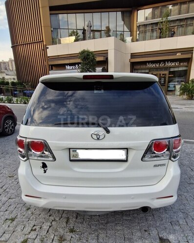 Toyota Fortuner 2011, 203,000 km - 2.7 л - Bakı