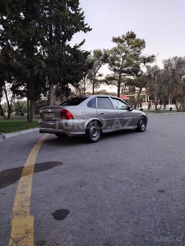 Opel Vectra 1996, 355,000 km - 2.0 л - Bakı