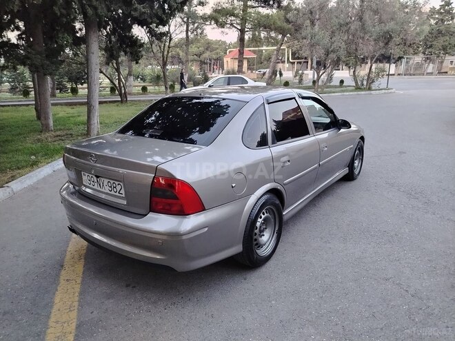 Opel Vectra 1996, 355,000 km - 2.0 л - Bakı
