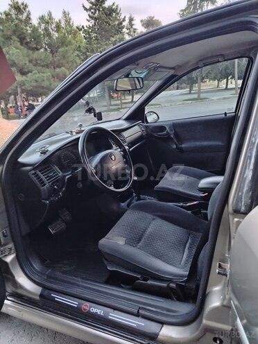 Opel Vectra 1996, 355,000 km - 2.0 л - Bakı