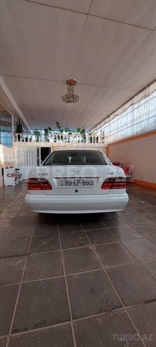 Mercedes E 220 2000, 409,000 km - 2.2 л - Şəmkir