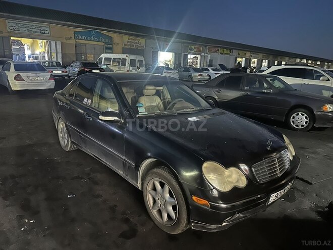 Mercedes C 240 2001, 136,000 km - 2.6 l - Bakı