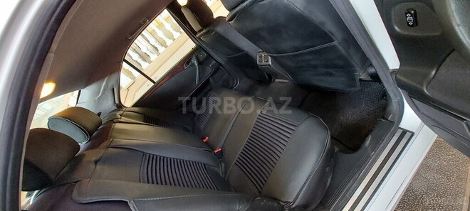 Mercedes E 220 2000, 409,000 km - 2.2 л - Şəmkir