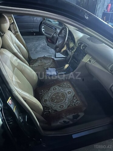 Mercedes C 240 2001, 136,000 km - 2.6 l - Bakı