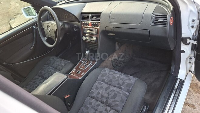 Mercedes C 180 1999, 385,000 km - 1.8 l - Bakı