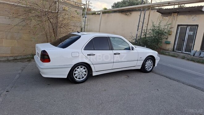 Mercedes C 180 1999, 385,000 km - 1.8 l - Bakı
