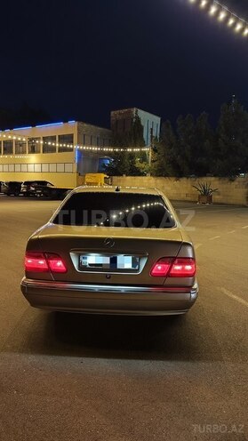 Mercedes E 200 2000, 500,000 km - 2.0 l - Hacıqabul