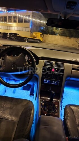 Mercedes E 200 2000, 500,000 km - 2.0 l - Hacıqabul