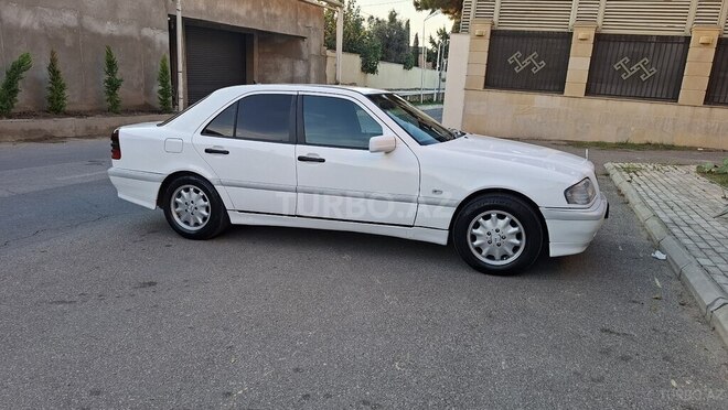 Mercedes C 180 1999, 385,000 km - 1.8 l - Bakı