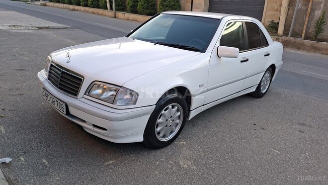 Mercedes C 180 1999, 385,000 km - 1.8 l - Bakı