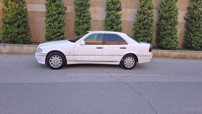 Mercedes C 180 1999, 385,000 km - 1.8 l - Bakı