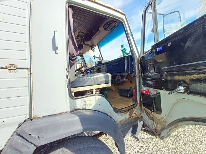KamAz 53212 1988, 450,000 km - 11.0 l - Masallı