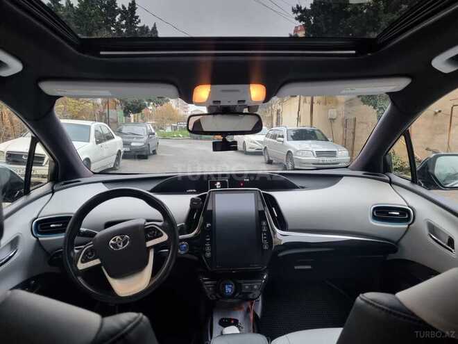 Toyota Prius 2018, 270,000 km - 1.8 l - Bakı