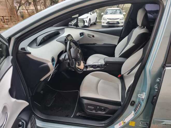 Toyota Prius 2018, 270,000 km - 1.8 l - Bakı