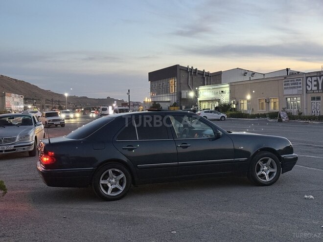 Mercedes E 230 1996, 355,540 km - 2.3 l - Bakı