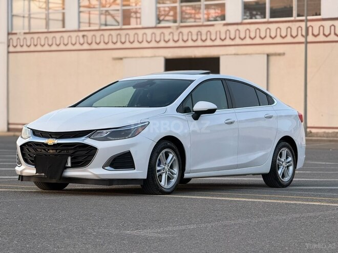 Chevrolet Cruze 2018, 260,000 km - 1.4 l - Gəncə