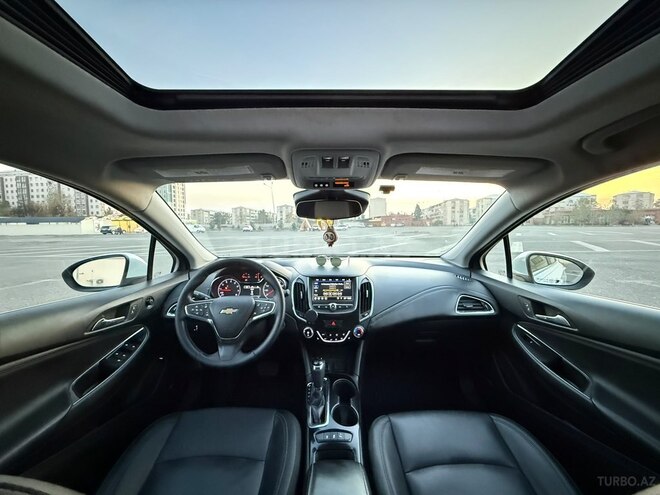 Chevrolet Cruze 2018, 260,000 km - 1.4 l - Gəncə