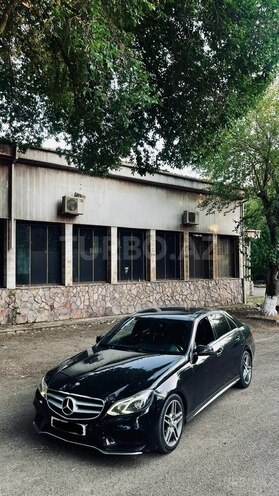 Mercedes E 250 2015, 220,000 km - 2.1 l - Bakı