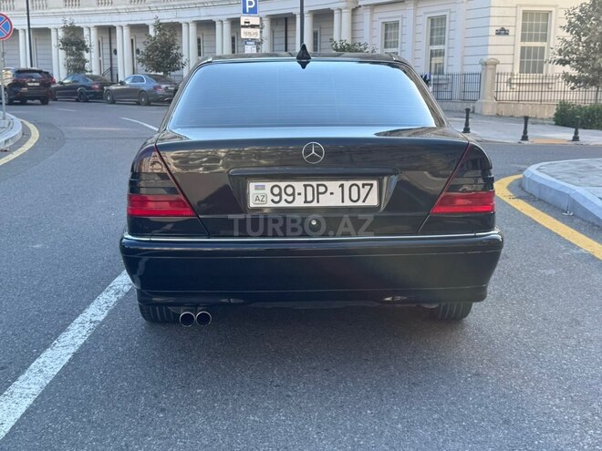 Mercedes C 200 1999, 129,658 km - 2.0 л - Bakı