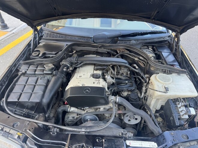 Mercedes C 200 1999, 129,658 km - 2.0 л - Bakı