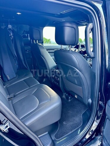 Land Rover Defender 2024, 10,000 km - 2.0 l - Bakı