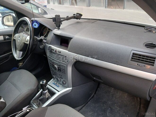 Opel Astra 2009, 358,000 km - 1.6 l - Sumqayıt