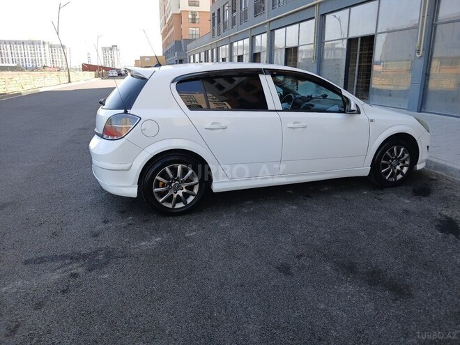 Opel Astra 2009, 358,000 km - 1.6 l - Sumqayıt