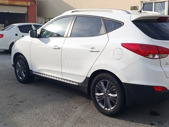 Hyundai ix35 2015, 90,000 km - 2.0 l - Şirvan