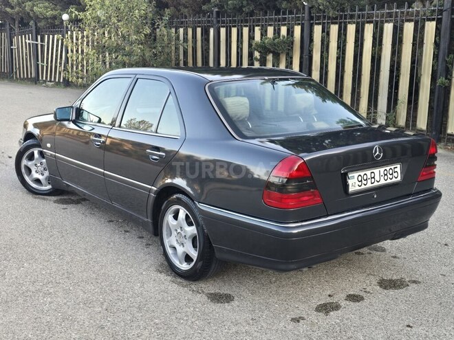 Mercedes C 240 1999, 310,000 km - 2.4 l - Bakı