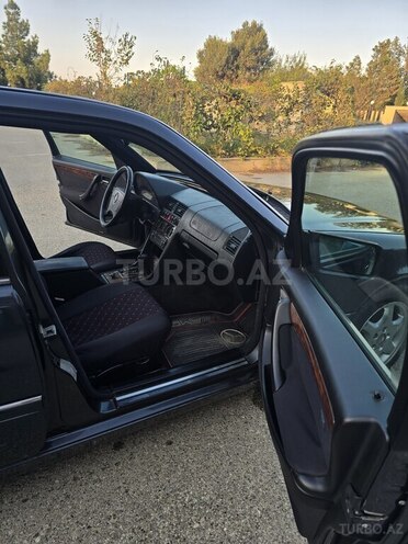 Mercedes C 240 1999, 310,000 km - 2.4 l - Bakı
