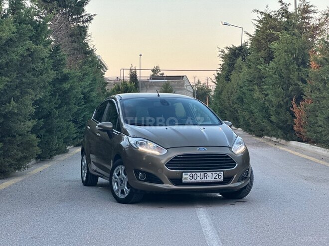 Ford Fiesta 2013, 140,000 km - 1.6 л - Bakı