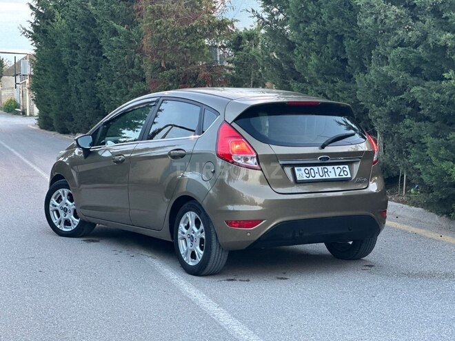 Ford Fiesta 2013, 140,000 km - 1.6 л - Bakı