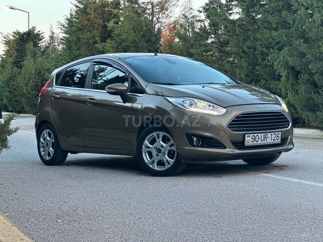 Ford Fiesta 2013, 140,000 km - 1.6 л - Bakı
