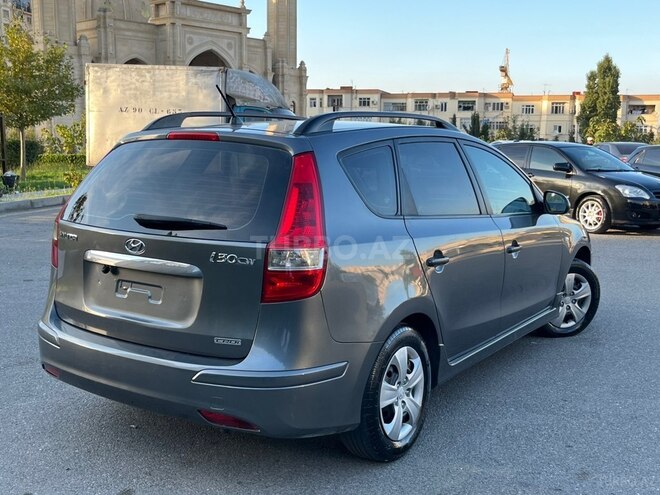 Hyundai i30 2010, 328,000 km - 1.6 л - Bakı