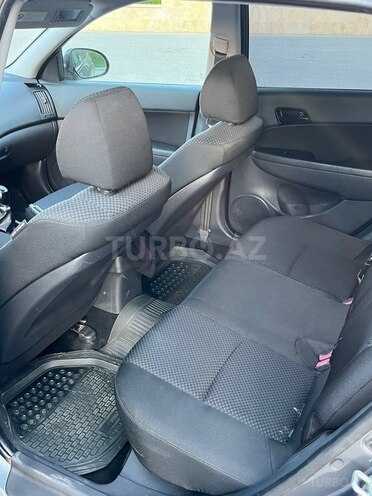 Hyundai i30 2010, 328,000 km - 1.6 л - Bakı