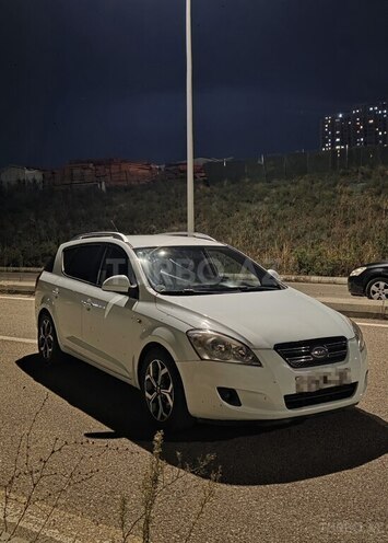 Kia  2008, 256,548 km - 1.6 l - Bakı