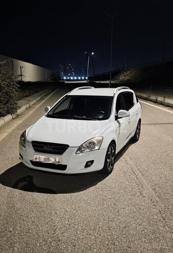 Kia  2008, 256,548 km - 1.6 l - Bakı