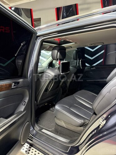 Mercedes GL 350 4MATIC 2011, 320,000 km - 3.0 l - Sumqayıt