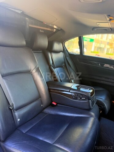 BMW 750 2011, 275,000 km - 4.4 l - Bakı