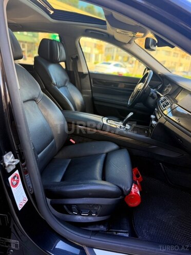 BMW 750 2011, 275,000 km - 4.4 l - Bakı
