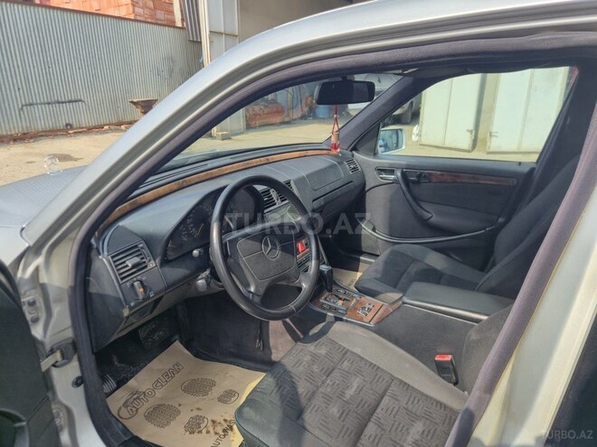 Mercedes C 240 1999, 333,525 km - 2.4 l - Cəlilabad