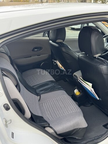 Honda HR-V 2018, 107,826 km - 1.8 l - Bakı