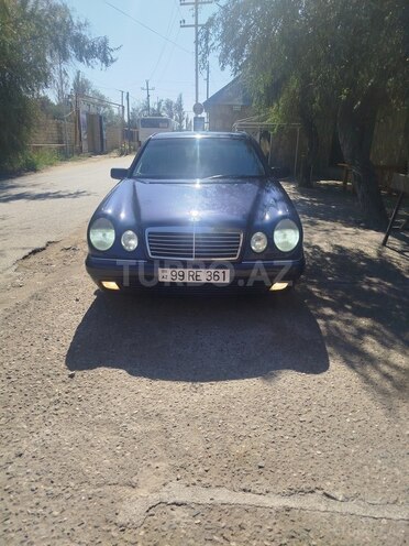 Mercedes E 240 1999, 284,854 km - 2.4 l - Bakı