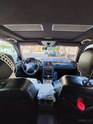 Mercedes E 240 2000, 370,000 km - 2.6 l - Bakı