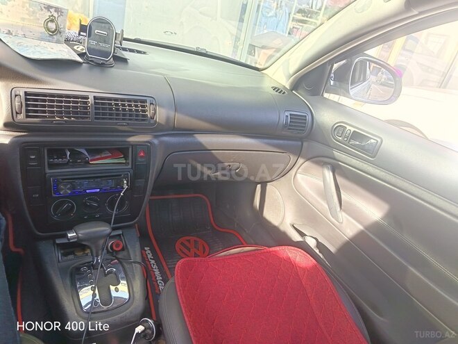 Volkswagen Passat 2004, 218,364 km - 1.8 л - Bərdə