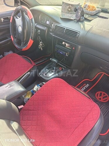 Volkswagen Passat 2004, 218,364 km - 1.8 л - Bərdə