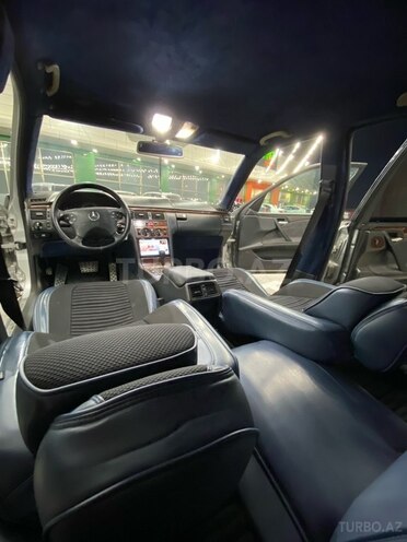 Mercedes E 220 1999, 470,811 km - 2.2 l - Bakı