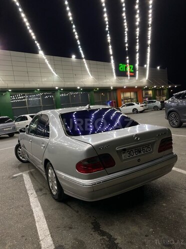 Mercedes E 220 1999, 470,811 km - 2.2 l - Bakı
